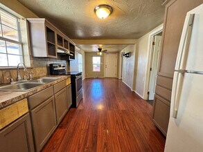 422 S Lincoln Ave, Unit 08-206 in Odessa, TX - Building Photo - Building Photo