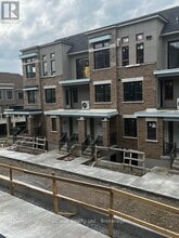 36B Lookout Dr in Bowmanville, ON - Building Photo - Building Photo