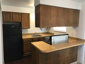 1003 E Jackson Ave in Spokane, WA - Building Photo - Building Photo