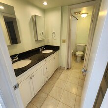 9430 Poinciana Pl in Davie, FL - Building Photo - Building Photo