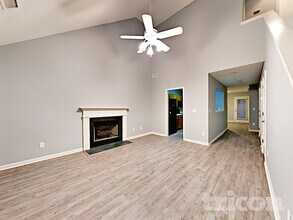 367 Havenbrook Way NW in Concord, NC - Foto de edificio - Building Photo