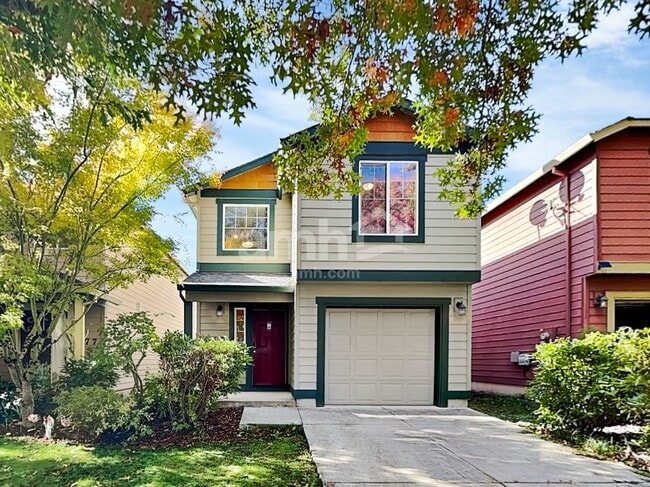 property at 467 Whitney Dr