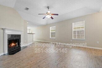 1020 Hamilton Bridges Dr W in Mobile, AL - Foto de edificio - Building Photo