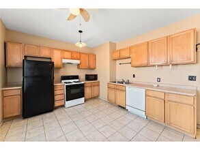 1064 Magnolia Ave E in St. Paul, MN - Building Photo - Building Photo