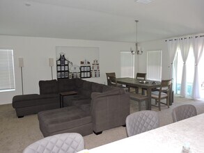 1566 Geranium Dr in Mascotte, FL - Building Photo - Building Photo