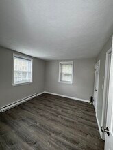 17 Sinai Cir in Chelmsford, MA - Building Photo - Building Photo