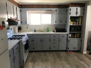 18 1/2 E 2nd St in Lakewood, NY - Building Photo - Building Photo