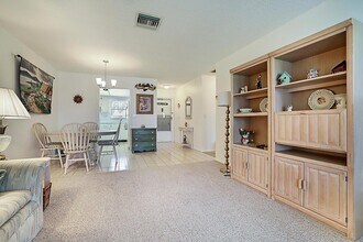 2703 Dudley Dr W in West Palm Beach, FL - Building Photo - Building Photo