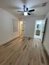 815 Chihuahua St in Lockhart, TX - Building Photo - Building Photo