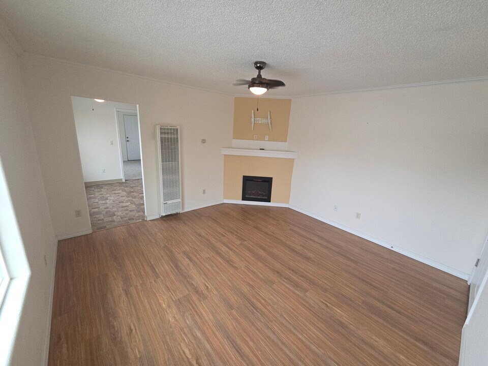 627 2nd Ave, Unit 3 in Havre, MT - Building Photo