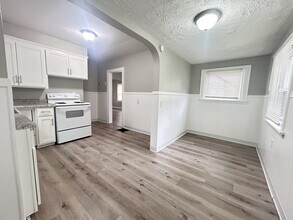 1532 Republic Ave in Columbus, OH - Building Photo - Building Photo