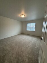 6832 27th St S in Fargo, ND - Building Photo - Building Photo