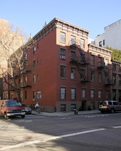 505 W 19th St in New York, NY - Foto de edificio - Building Photo