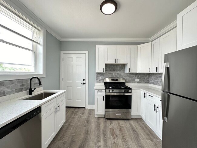 918 Green Bay in Northfield, IL - Building Photo - Building Photo