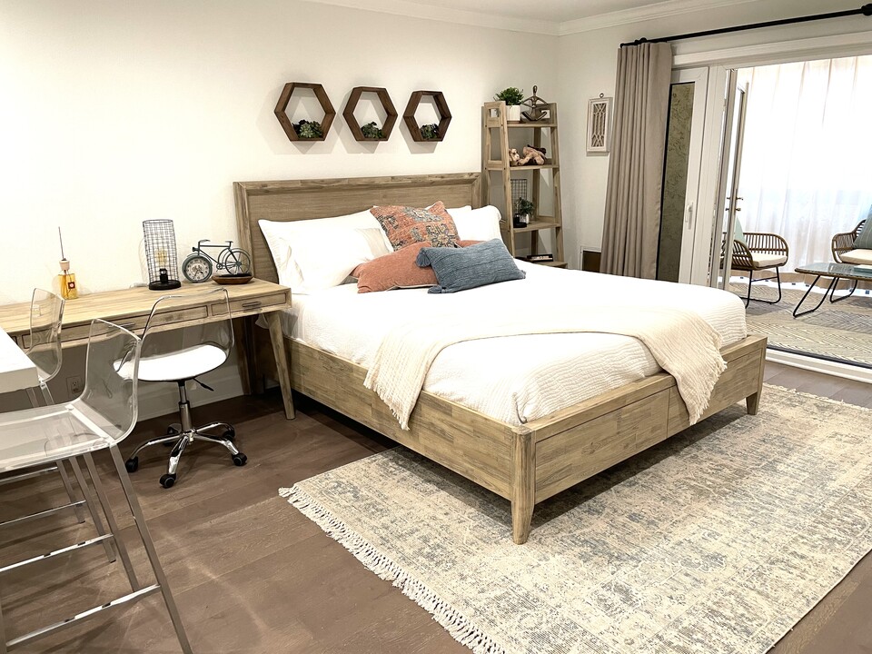 77 15th St, Unit 1B in Hermosa Beach, CA - Foto de edificio