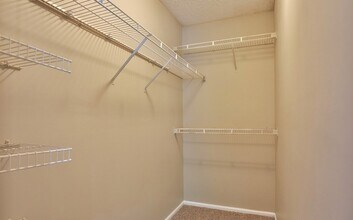222 Caledon Ct in Greenville, SC - Building Photo - Building Photo