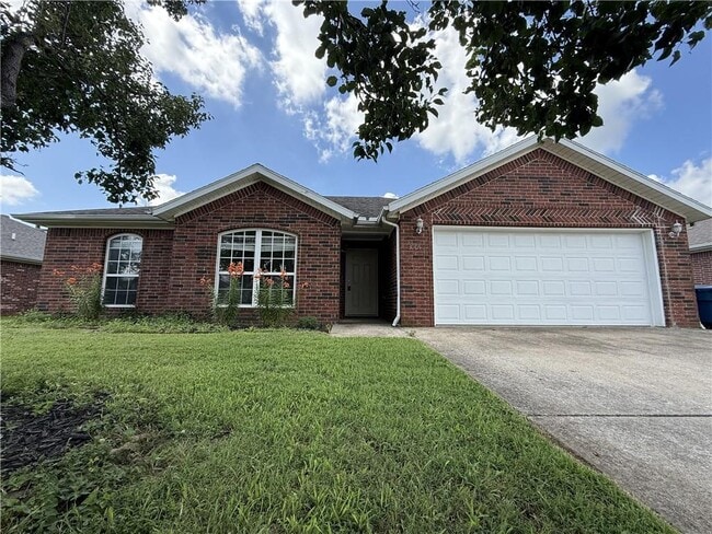 property at 3905 SW Carriageway Ave