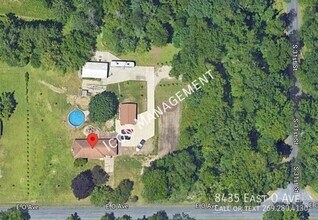 8435 E O Ave in Kalamazoo, MI - Building Photo - Building Photo
