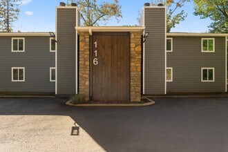 116 Lookout Dr in Asheville, NC - Building Photo - Building Photo