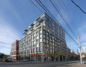 275 King St E in Toronto, ON - Building Photo - Building Photo