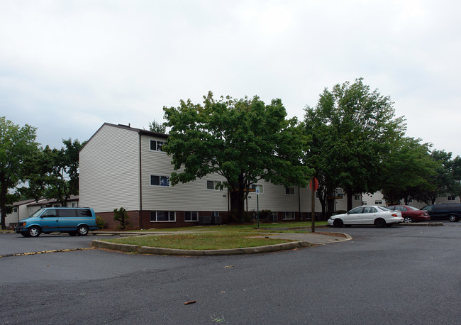 Washington Gardens in Hagerstown, MD - Building Photo - Building Photo