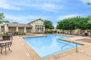 Costa Esmeralda in Waco, TX - Building Photo