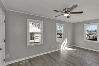 2206 Walnut  St SW in Huntsville, AL - Building Photo - Building Photo