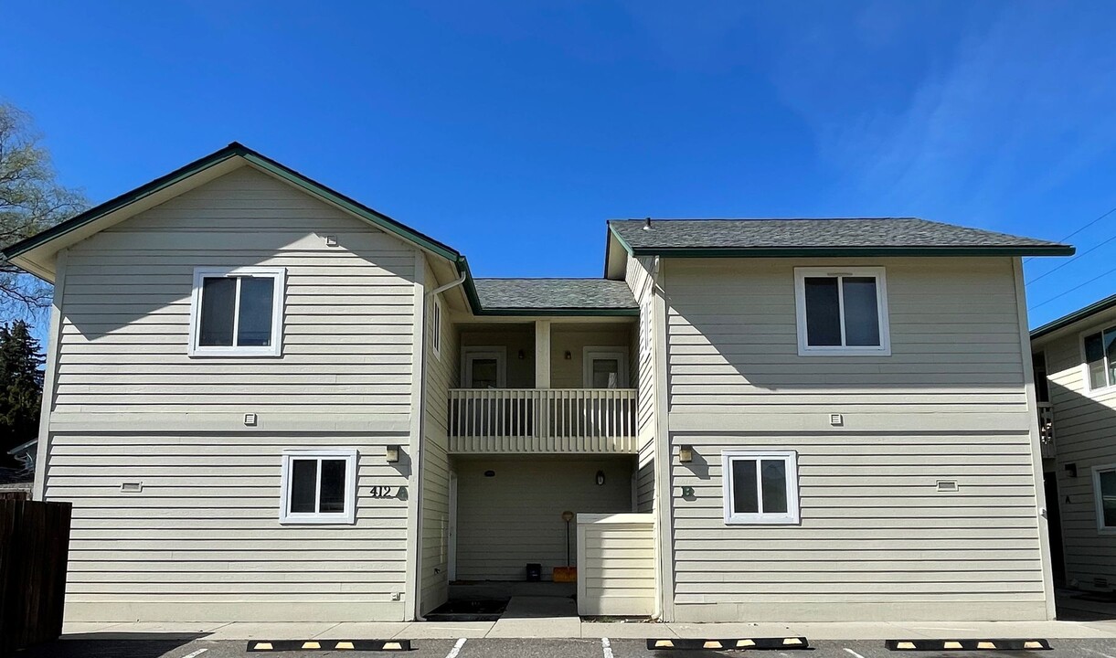 412 Pear Ln in Wenatchee, WA - Building Photo