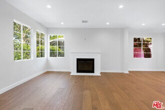 3444 S Bentley Ave in Los Angeles, CA - Building Photo - Building Photo