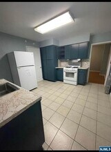 514 N 3rd St in East Newark, NJ - Building Photo - Building Photo