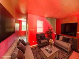 5829 Wakefield St in Philadelphia, PA - Building Photo