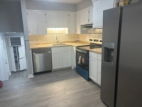 664 Momote Dr W in Mobile, AL - Building Photo - Building Photo