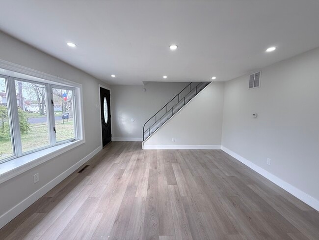 315 Park Ave in Cinnaminson, NJ - Building Photo - Building Photo