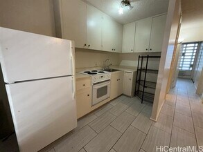 1660 Kalakaua Ave in Honolulu, HI - Building Photo - Building Photo