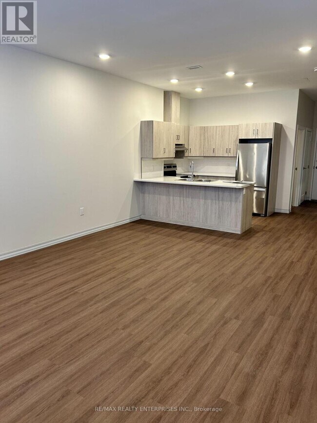 845 2nd Ave E in Owen Sound, ON - Building Photo - Building Photo