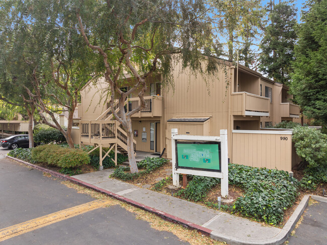 Woodsborough in Santa Clara, CA - Building Photo - Building Photo