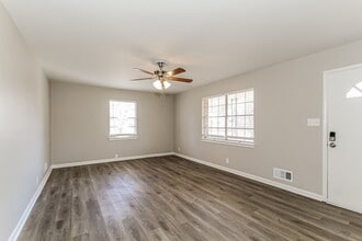 201 Opal Ave in Hueytown, AL - Building Photo - Building Photo