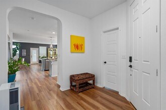 6408 Wagon Spring St in Austin, TX - Building Photo - Building Photo