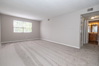 Belmont Run Apartments in Lexington, KY - Foto de edificio - Building Photo