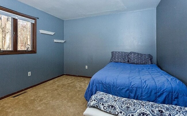 291 Manor Ln E in Lehighton, PA - Building Photo - Building Photo
