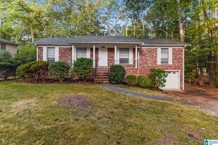 1508 Brewster Cir in Birmingham, AL - Building Photo