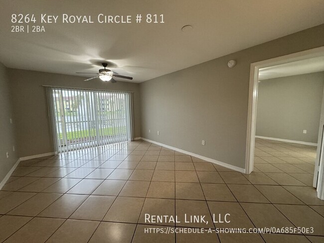 8264 Key Royal Cir in Naples, FL - Building Photo - Building Photo