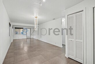 5210 NW 5th Ave in Miami, FL - Building Photo - Building Photo