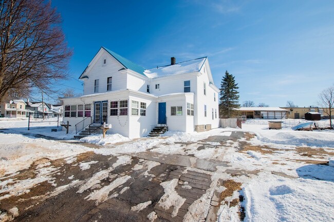 property at 530-530 Francis St