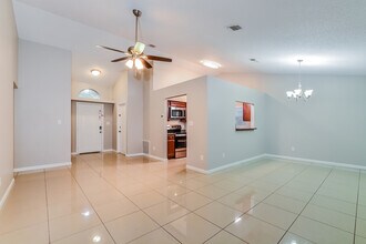 2645 Talladega Dr in Orlando, FL - Building Photo - Building Photo
