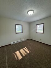 4132 Mary Pl in Eau Claire, WI - Building Photo - Building Photo