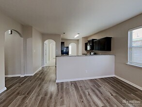 215 Kennedy Dr in Venus, TX - Building Photo - Building Photo