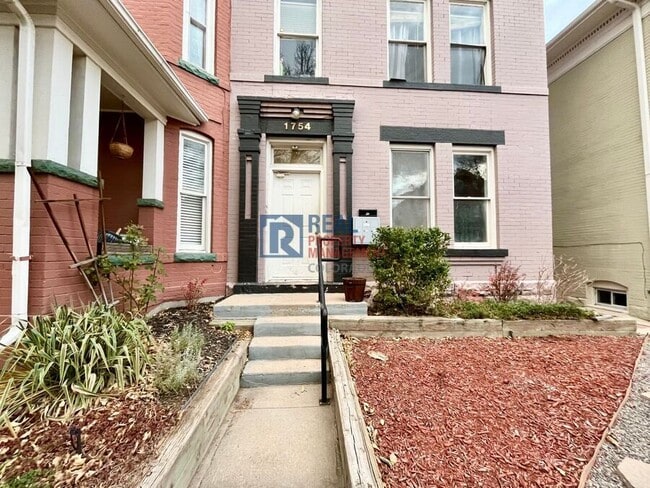 property at 1754 N Washington St