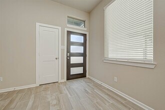 316 N Spotted Fern Dr in Montgomery, TX - Building Photo - Building Photo