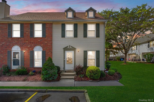 11 Goldsmith Ct